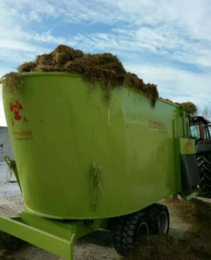 TMR Feed Mixer